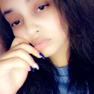 Meet your Posher, Destiny